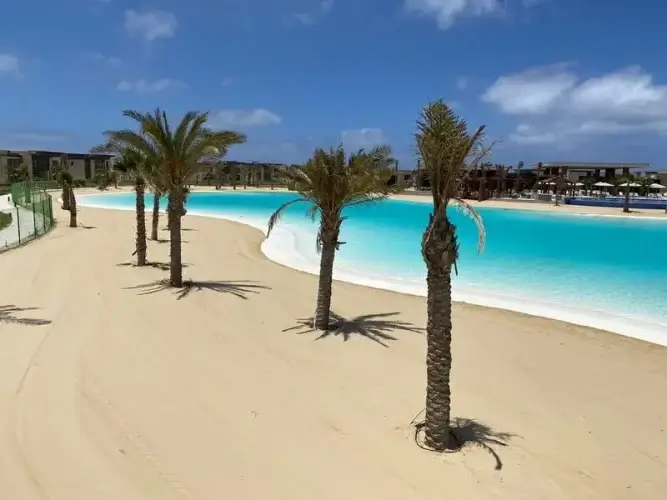 أسعار سوان ليك الساحل الشمالي 2025 Swan Lake North Coast 1 سوان ليك الساحل الشمالي