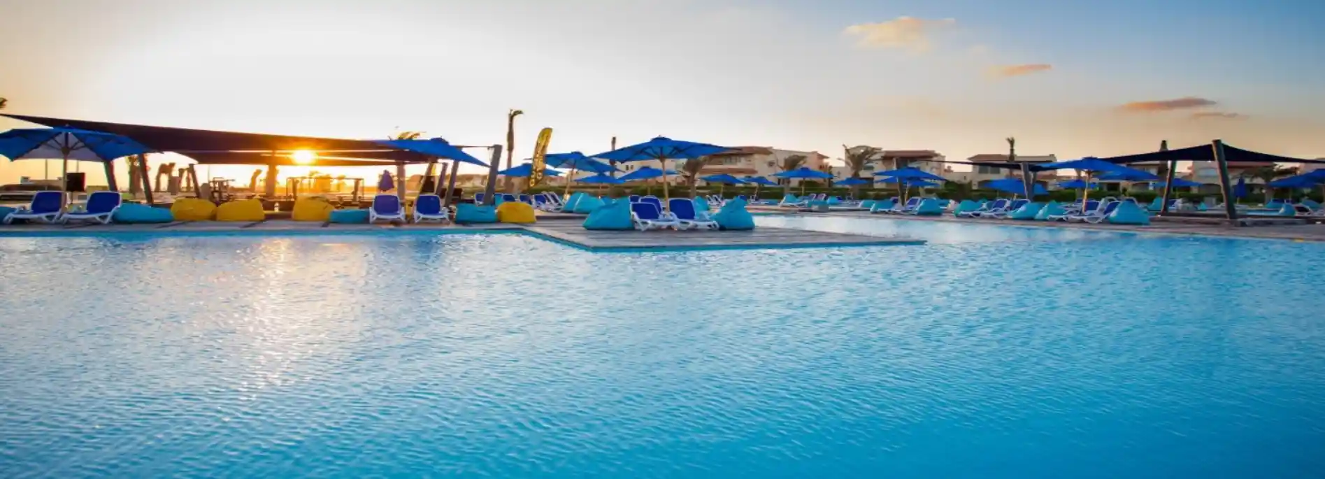 قرية لافيستا باي ايست الساحل الشمالي _La Vista Bay East