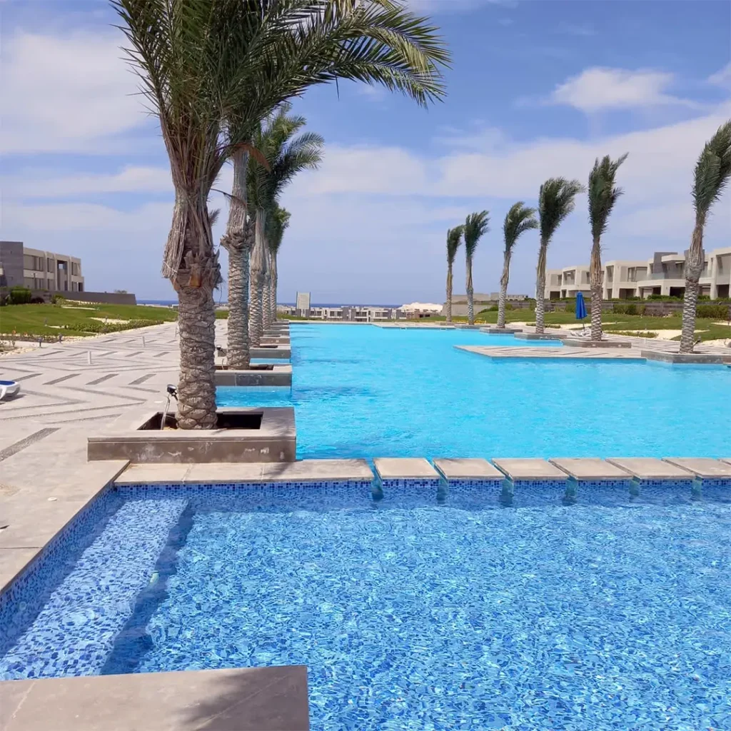 قرية لافيستا كاسكادا الساحل الشمالي_ La Vista Cascada