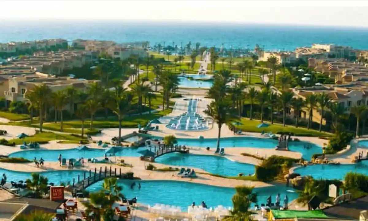 قرية لافيستا كاسكادا الساحل الشمالي_ La Vista Cascada