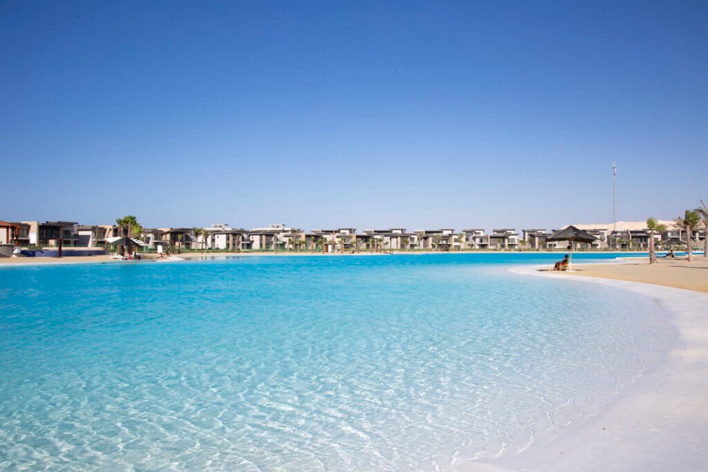 سوان ليك الساحل الشمالي - Swan Lake North Coast 1 سوان ليك الساحل الشمالي