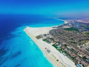 دليلك الكامل لأفضل قري الساحل الشمالي الجديدة