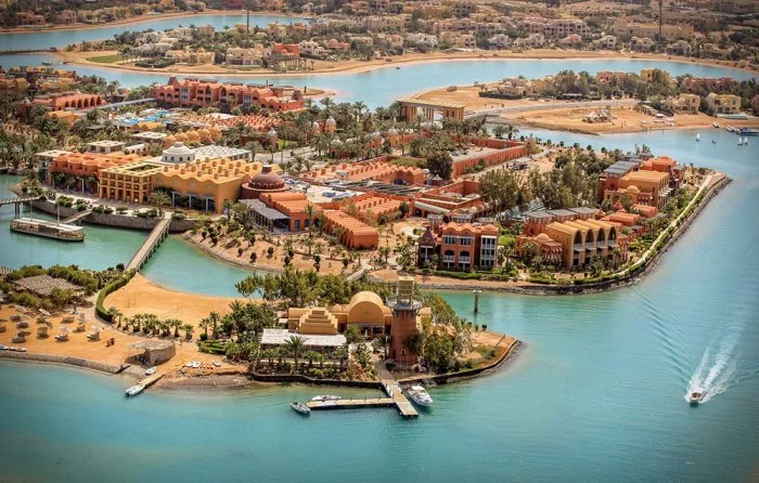 قرية سيبا الجونة من أوراسكوم | Siba El Gouna 2026 4 مميزات قرية سيبا الجونة أوراسكوم
